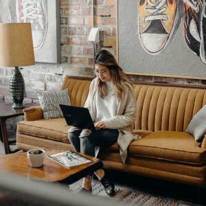 girl with laptop